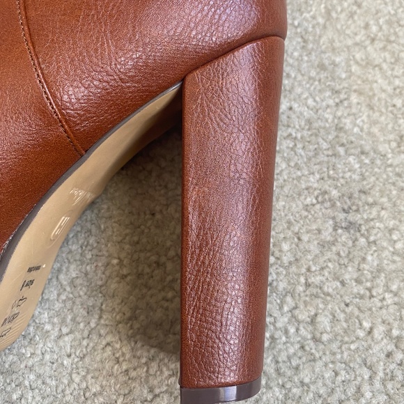 NWT Michael Antonio Cognac Knee-High Boots, SIze 8 - Picture 9 of 11